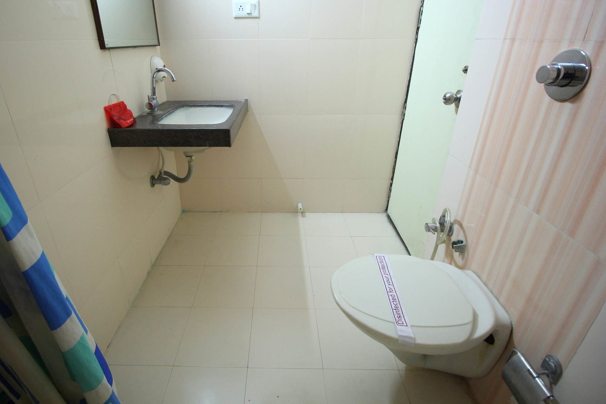 Oyo 4161 Hotel Shailly Inn Ahmedabad Exterior foto